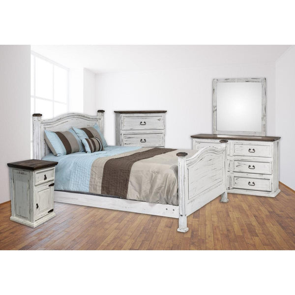 PFC Furniture Industries White Rustic Queen Poster Bed White Rustic Queen Poster Bed IMAGE 1